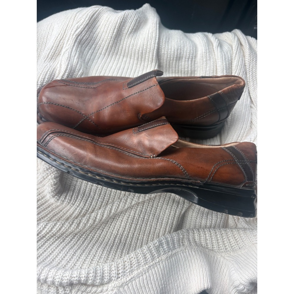 Clarks Mens Brown Leather Slip On Loafers Square Toe Shoes Size 10.6